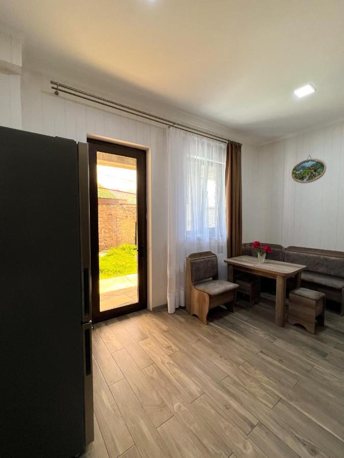 Royal Galaxy Apartment كازباجي المظهر الخارجي الصورة